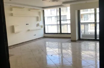 Apartment - 3 Bedrooms - 2 Bathrooms for rent in lakefront - Hadayek October - 6 October City - Giza