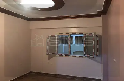 شقة - 3 غرف نوم - 2 حمامات للايجار في حى القرنفل - التجمع الخامس - مدينة القاهرة الجديدة - القاهرة