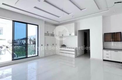 Villa - 4 - 4 for sale in Mivida - 5th Settlement Compounds - The 5th Settlement - New Cairo City - Cairo