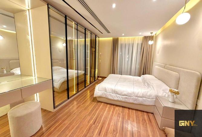 Unique hotel apartment for rent at lakeview