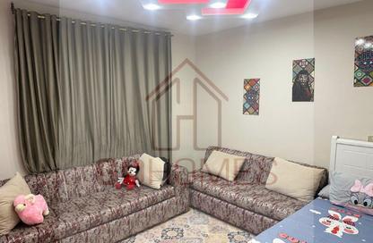 Apartment - 3 Bedrooms - 2 Bathrooms for rent in Zahraa El Maadi - Hay El Maadi - Cairo