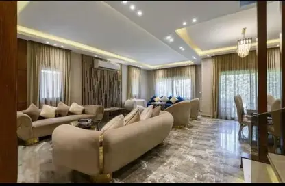 منزل مزدوج - 3 غرف نوم - 5 حمامات للبيع في ميفيدا - كمبوندات التجمع الخامس - التجمع الخامس - مدينة القاهرة الجديدة - القاهرة