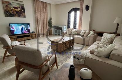 دوبلكس - 3 غرف نوم - 4 حمامات للايجار في شارع الشيماء - المنطقة و - حى جنوب الاكايمية - مدينة القاهرة الجديدة - القاهرة