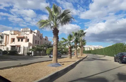 فيلا - 6 غرف نوم - 6 حمامات للبيع في دريم لاند - طريق الواحات - مدينة 6 أكتوبر - الجيزة