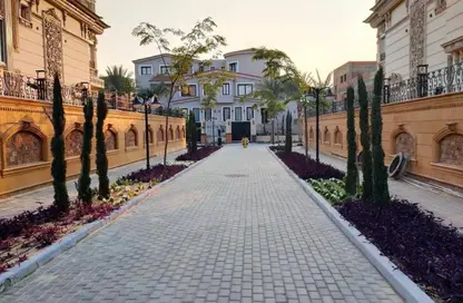 Villa - 6 Bedrooms - 6 Bathrooms for sale in Dream Land - Al Wahat Road - 6 October City - Giza