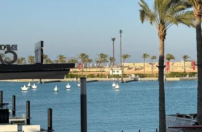 Chalet - 2 Bedrooms - 2 Bathrooms for rent in Marassi - Sidi Abdel Rahman - North Coast