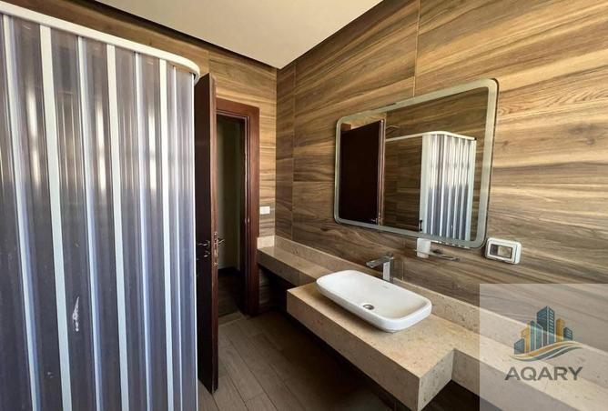 74041855 - Property Image 2