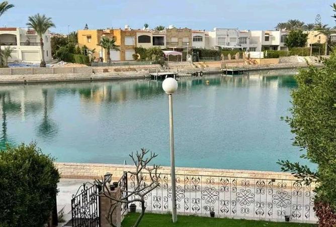 8534300 - Property Image 2