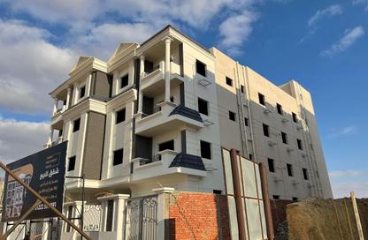 Apartment - 3 Bedrooms - 2 Bathrooms for sale in Bait Alwatan - The 5th Settlement - New Cairo City - Cairo
