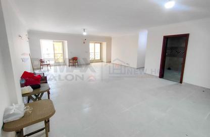 شقة - 2 - 2 للايجار في صوارى - كمبوندات الاسكندرية - الاسكندرية