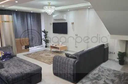 (بنتهاوس  (روف - 4 غرف نوم - 4 حمامات للبيع في ستون ريزيدنس - كمبوندات التجمع الخامس - التجمع الخامس - مدينة القاهرة الجديدة - القاهرة