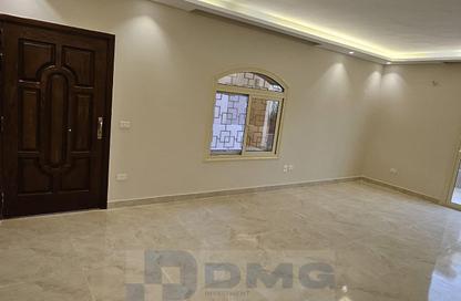 Apartment - 2 Bedrooms - 1 Bathroom for rent in Tiamo City St. - Tiamo City - Sheikh Zayed City - Giza