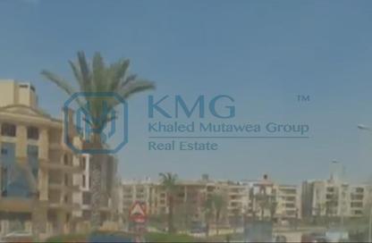 Apartment - 4 Bedrooms - 3 Bathrooms for sale in South Lotus - El Lotus - New Cairo City - Cairo