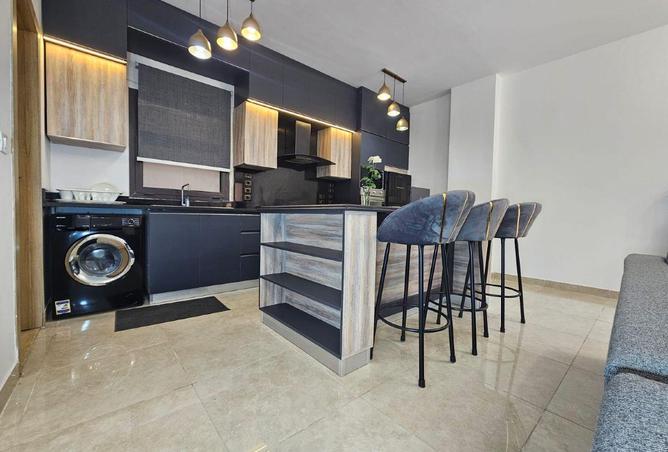 56988317 - Property Main Image