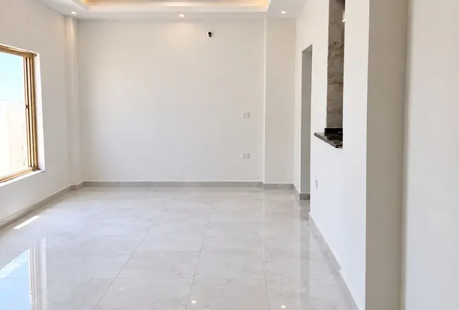 120353760 - Property Image 2