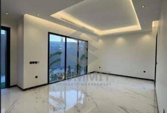 66428088 - Property Main Image