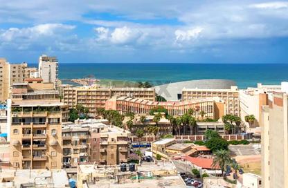 شقة - 4 غرف نوم - 3 حمامات للبيع في طريق الجيش - الأزاريطة - حي وسط - الاسكندرية