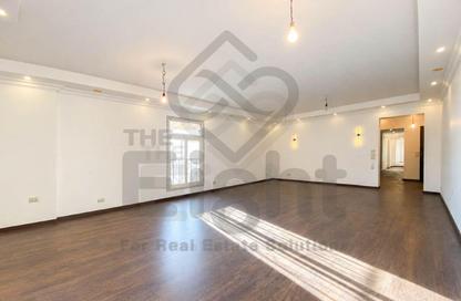 Apartment - 3 - 2 for sale in Mohamed Fawzy Moaz St. - Smouha - Hay Sharq - Alexandria