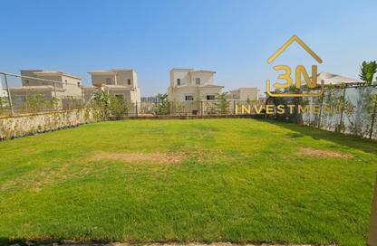 Villa - 3 Bedrooms - 4 Bathrooms for rent in Uptown Cairo Road - Al Abageyah - El Khalifa - Cairo