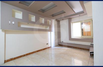 Apartment - 2 - 2 for rent in Al Kazino St. - San Stefano - Hay Sharq - Alexandria