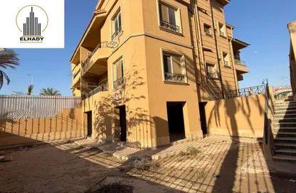 فيلا - 4 غرف نوم - 3 حمامات للبيع في كمبوند بالما - المستثمرين الشمالية - مدينة القاهرة الجديدة - القاهرة