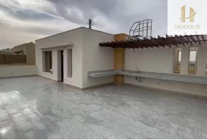 97722489 - Property Image 2