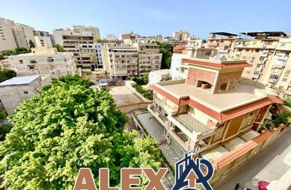 شقة - 4 غرف نوم - 3 حمامات للايجار في شارع سانت جين - كفر عبده - رشدي - حي شرق - الاسكندرية