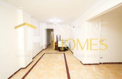 Apartment - 3 Bedrooms - 1 Bathroom for sale in Mohammad Ngeeb Street - Sidi Beshr - Hay Awal El Montazah - Alexandria