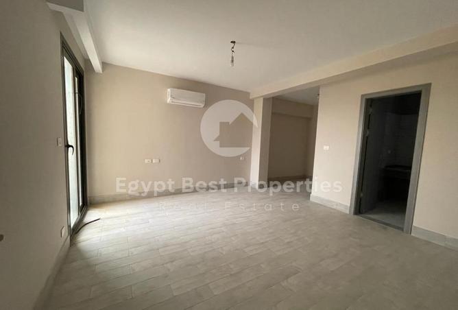 77614247 - Property Image 2