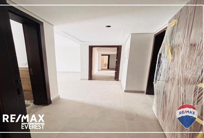 8630032 - Property Image 2