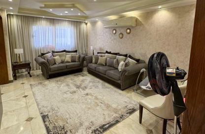 Apartment - 3 Bedrooms - 2 Bathrooms for sale in Smouha - Hay Sharq - Alexandria