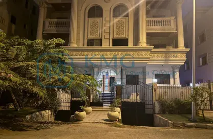 شقة - 3 غرف نوم - 3 حمامات للبيع في البنفسج 3 - البنفسج - مدينة القاهرة الجديدة - القاهرة