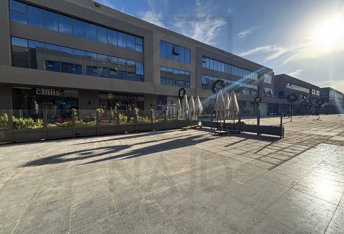 107967350 - Property Main Image