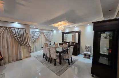 شقة - 4 غرف نوم - 3 حمامات للايجار في المنطقة السياحية - الحي المتميز - مدينة 6 أكتوبر - الجيزة