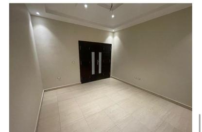 Apartment - 3 Bedrooms - 3 Bathrooms for sale in Doctor Ahmed Okasha St. - El Banafseg 6 - El Banafseg - New Cairo City - Cairo