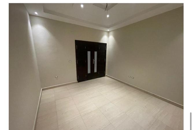 54487411 - Property Image 2