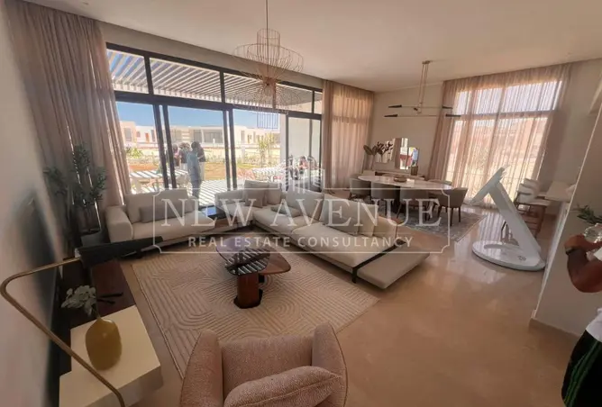 102621611 - Property Image 3