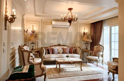 Apartment - 3 Bedrooms - 2 Bathrooms for sale in Camp Chezar - Hay Wasat - Alexandria