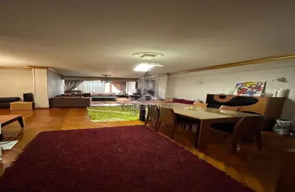 Apartment - 3 Bedrooms - 2 Bathrooms for sale in Kafr Abdo St. - Kafr Abdo - Roushdy - Hay Sharq - Alexandria