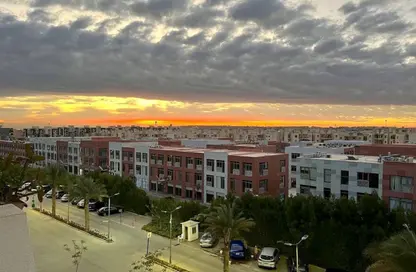 شقة - 3 غرف نوم - 2 حمامات للبيع في ذا ادريس - الحي الثاني عشر - الشيخ زايد - الجيزة