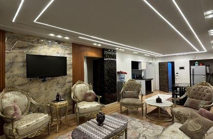 Apartment - 2 Bedrooms - 2 Bathrooms for sale in Tabarak - Zahraa El Maadi - Hay El Maadi - Cairo