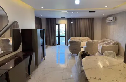 Penthouse - 4 Bedrooms - 3 Bathrooms for sale in The Courtyards - Sheikh Zayed Compounds - Sheikh Zayed City - Giza