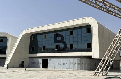 محل - استوديو - 1 حمام للايجار في سنترادا بلازا - ميدان جهينة - مدينة 6 أكتوبر - الجيزة