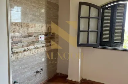 Townhouse - 4 Bedrooms - 3 Bathrooms for rent in Solaimaneyah Gardens - 4th District - Sheikh Zayed City - Giza Townhouse - 4 Bedrooms - 3 Bathrooms for rent in Solaimaneyah Gardens - 4th District - Sheikh Zayed City - Giza