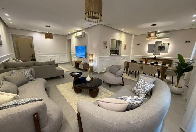 102621524 - Property Image 2