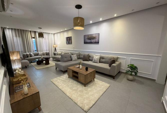 102621524 - Property Image 3