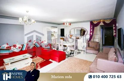 Apartment - 2 Bedrooms - 1 Bathroom for sale in Bolkly - Hay Sharq - Alexandria