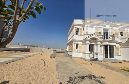 Townhouse - 3 Bedrooms - 3 Bathrooms for sale in Mountain View iCity October - 6 October Compounds - 6 October City - Giza