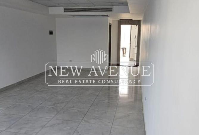 52453721 - Property Image 2