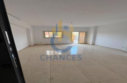 Apartment - 3 Bedrooms - 2 Bathrooms for sale in Tariq Ibn Ziyad St. - Al Narges 6 - Al Narges - New Cairo City - Cairo